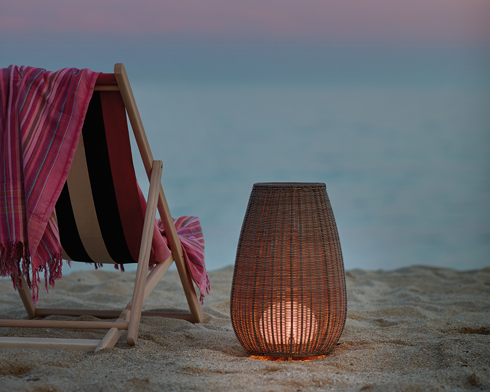 H_Bover_Amphora_brown_ambient2 (1)